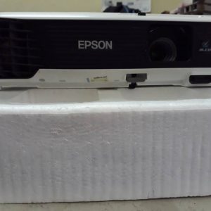 Máy chiếu EPSON EB-S04