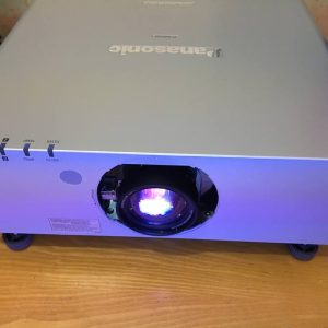 Máy chiếu Panasonic PT-DW6300ES