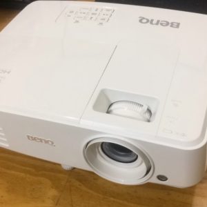 Máy chiếu BenQ MX528