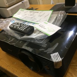 Máy chiếu Acer X128H (mới 99%)