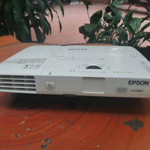 Máy chiếu EPSON EB-1770W