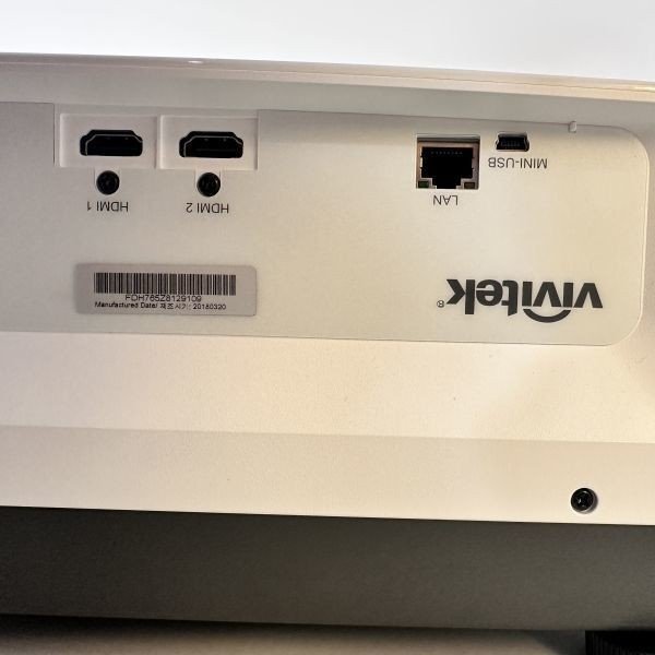 Máy chiếu Siêu gần VIVITEK DH765Z-UST (Like new 99%) - Ảnh 2