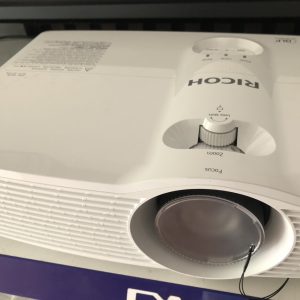Máy chiếu Ricoh PJ WX5770
