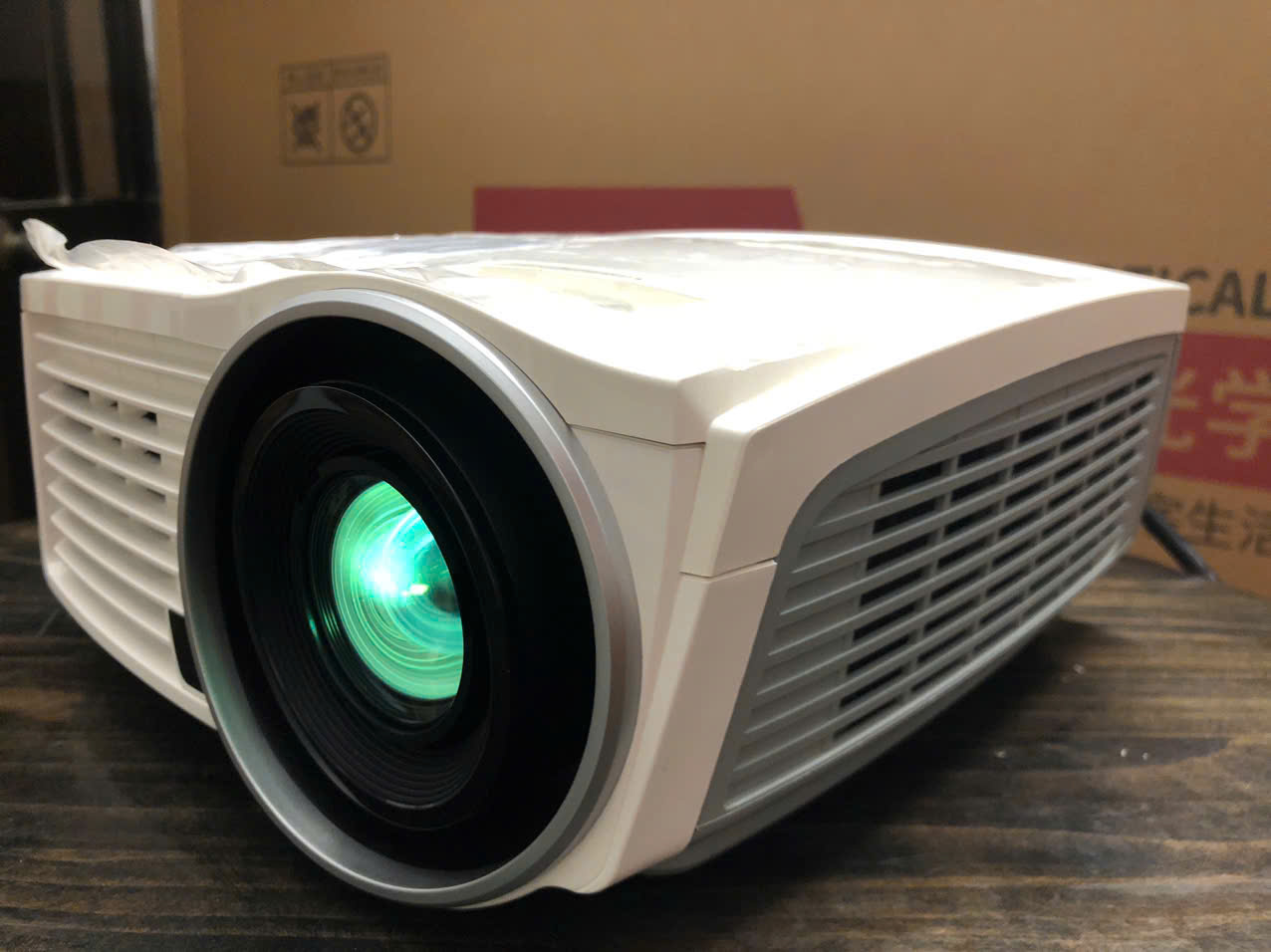 Máy chiếu Full HD Luxos LP-200FH1 (Likenew 99%) - Ảnh 7