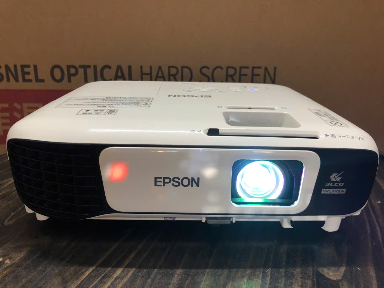 Máy chiếu full HD Epson EB-U42 (Likenew 98%)