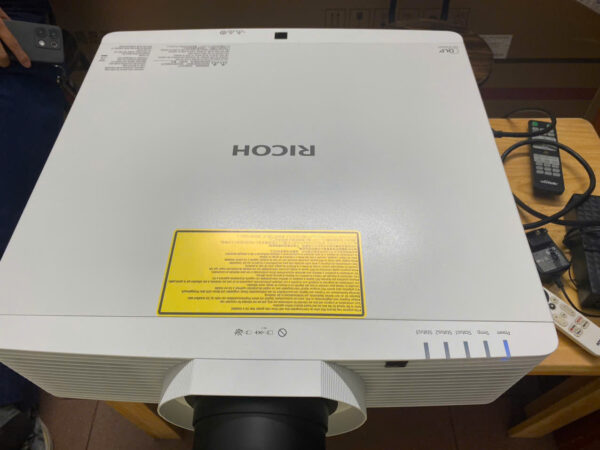 Máy chiếu Laser Full HD Ricoh PJ-WUL6480 - Ảnh 9