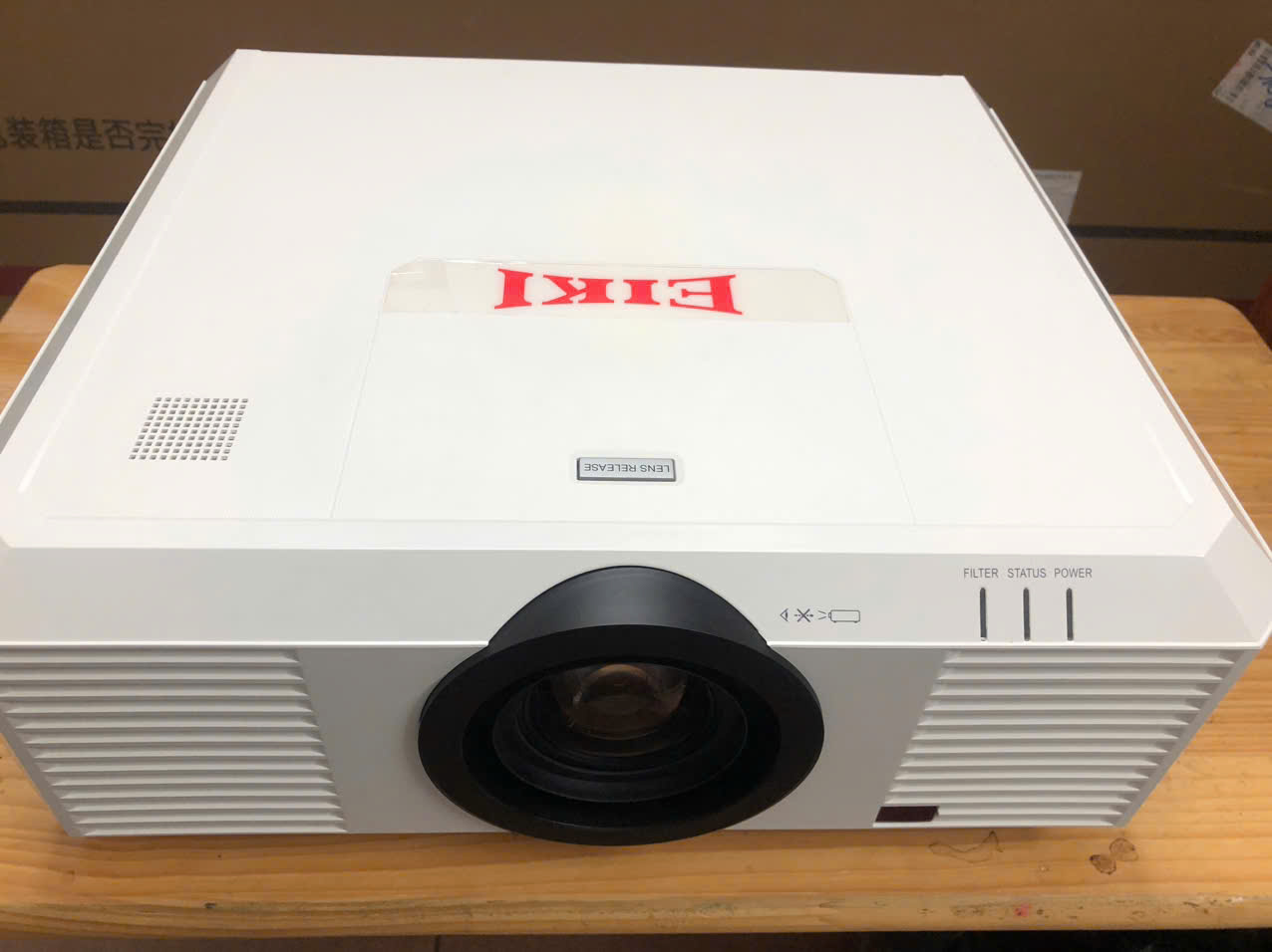 Máy chiếu Eiki EK-512X Like New - Ảnh 7