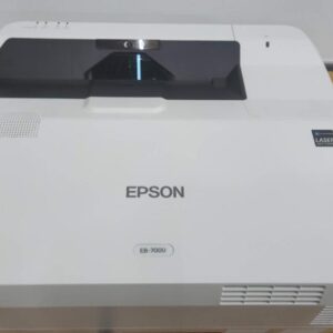 Máy chiếu Lase siêu gần Epson EB-700U Fullhd Like new
