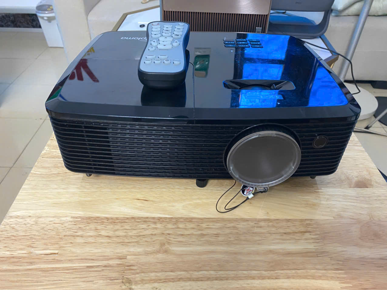 Máy chiếu Full HD Optoma HD142X