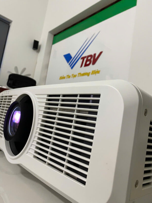 Máy chiếu Laser Panasonic PT-MZ670 Full HD (likenew)