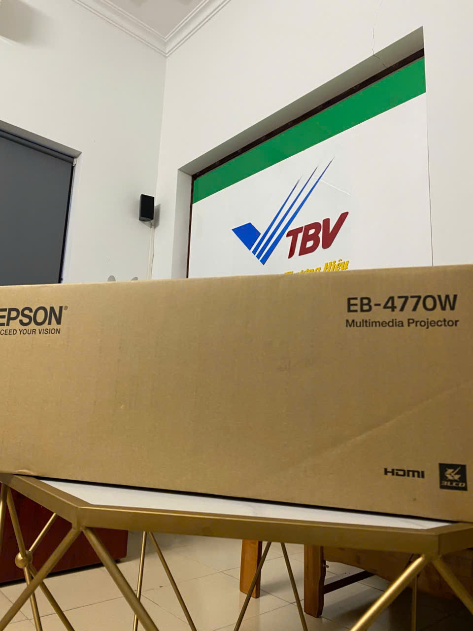 Máy chiếu EPSON EB-4770W (Mới 100%; bảo hành 12 tháng) - Ảnh 5