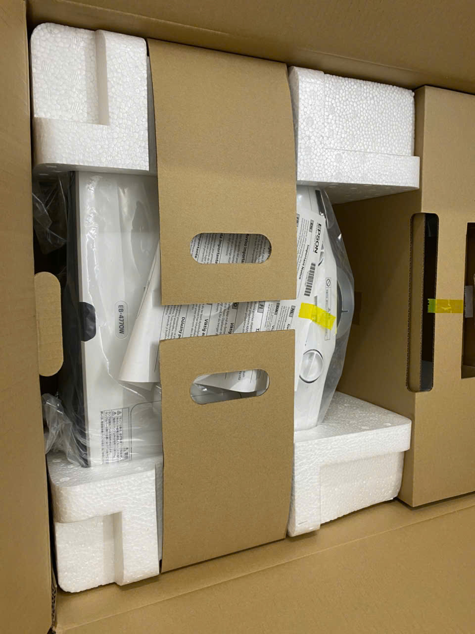 Máy chiếu EPSON EB-4770W (Mới 100%; bảo hành 12 tháng) - Ảnh 8