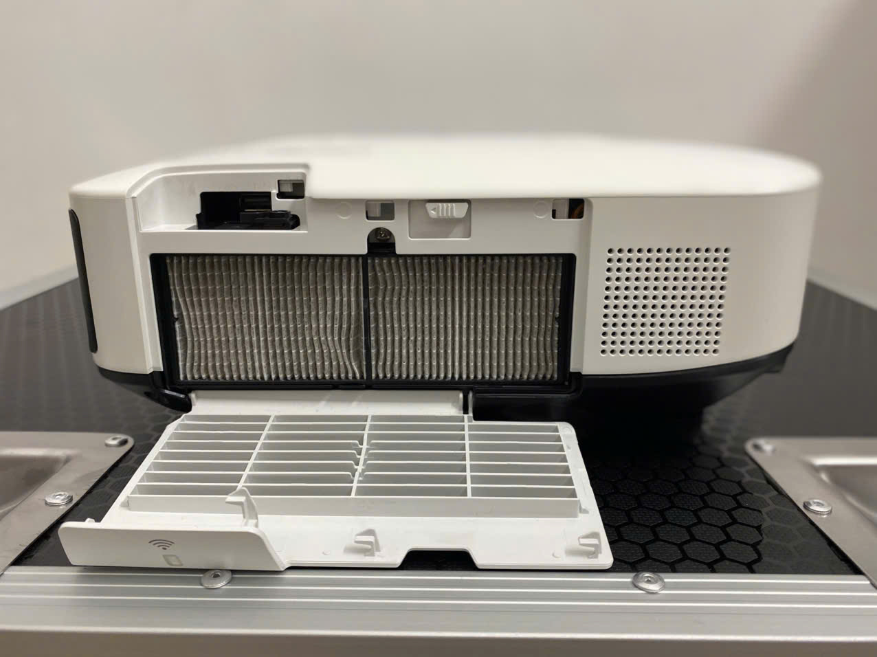 Máy chiếu EPSON EB-1975W (Likenew) - Ảnh 2