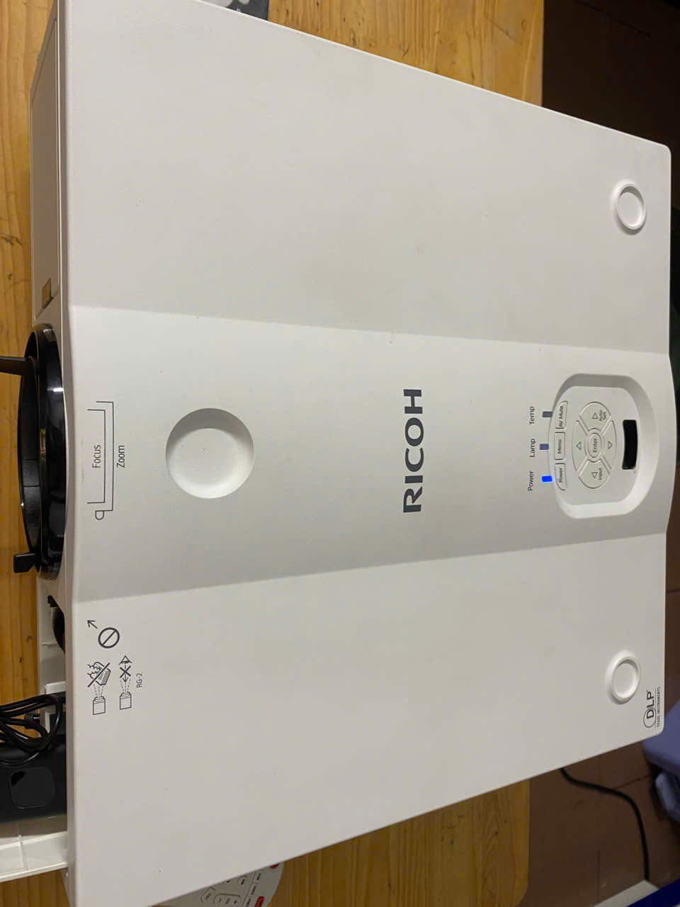 Máy chiếu Laser Full HD Ricoh PJ-WUL5670 (Likenew)